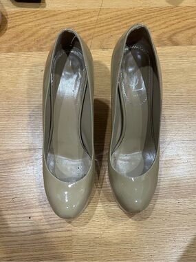 YSL heels size 38
